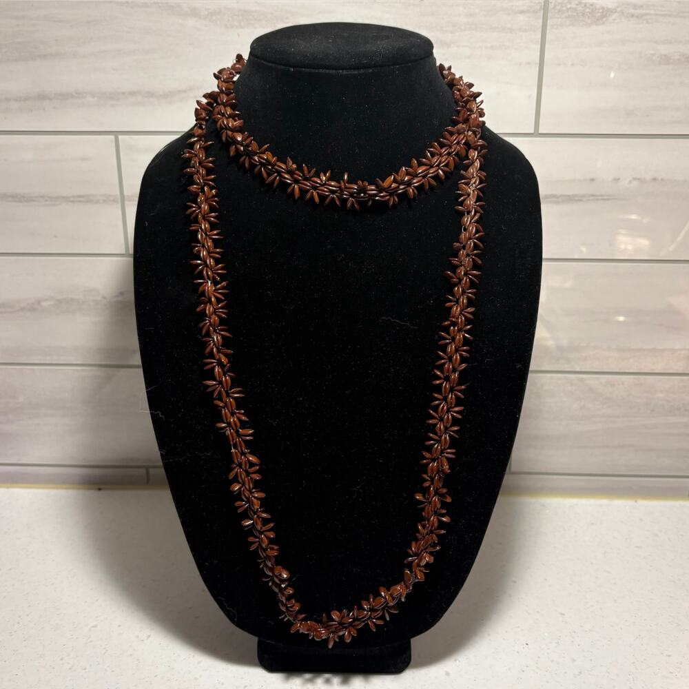 1960’s Hawaiian seed necklace